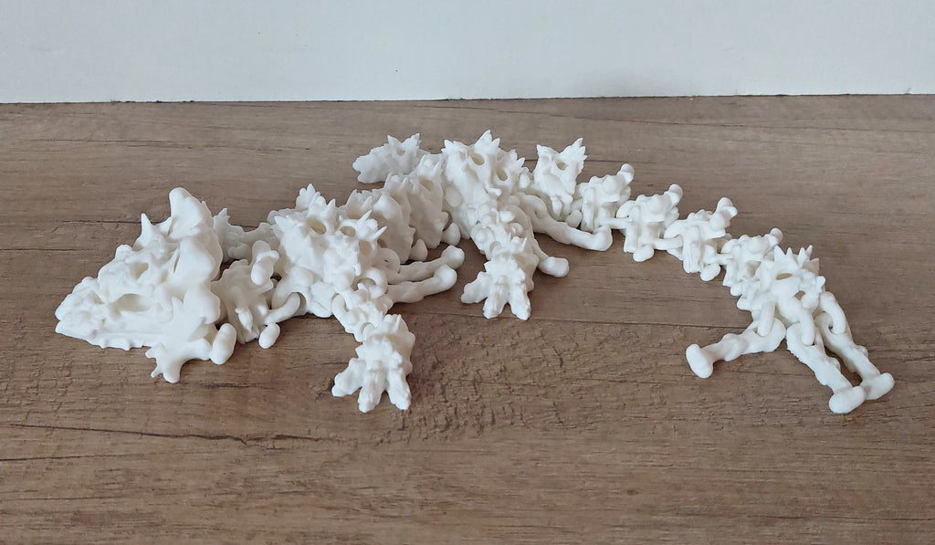 🐉 Hollow Dragon – Grusel-Drache 35 cm mit Totenköpfen & Knochen