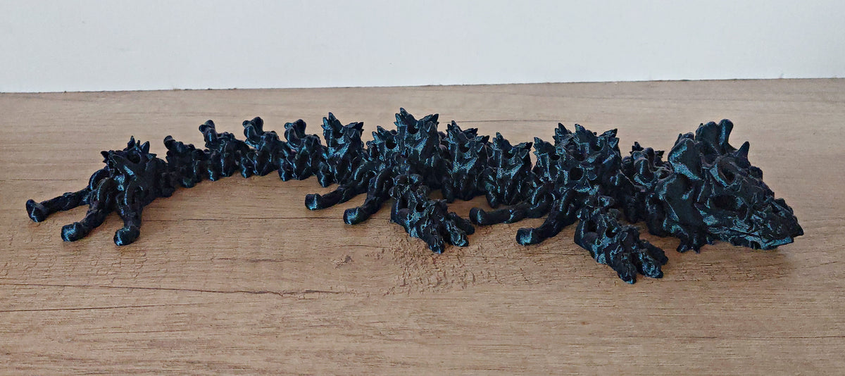 🐉 Hollow Dragon – Grusel-Drache 35 cm mit Totenköpfen & Knochen