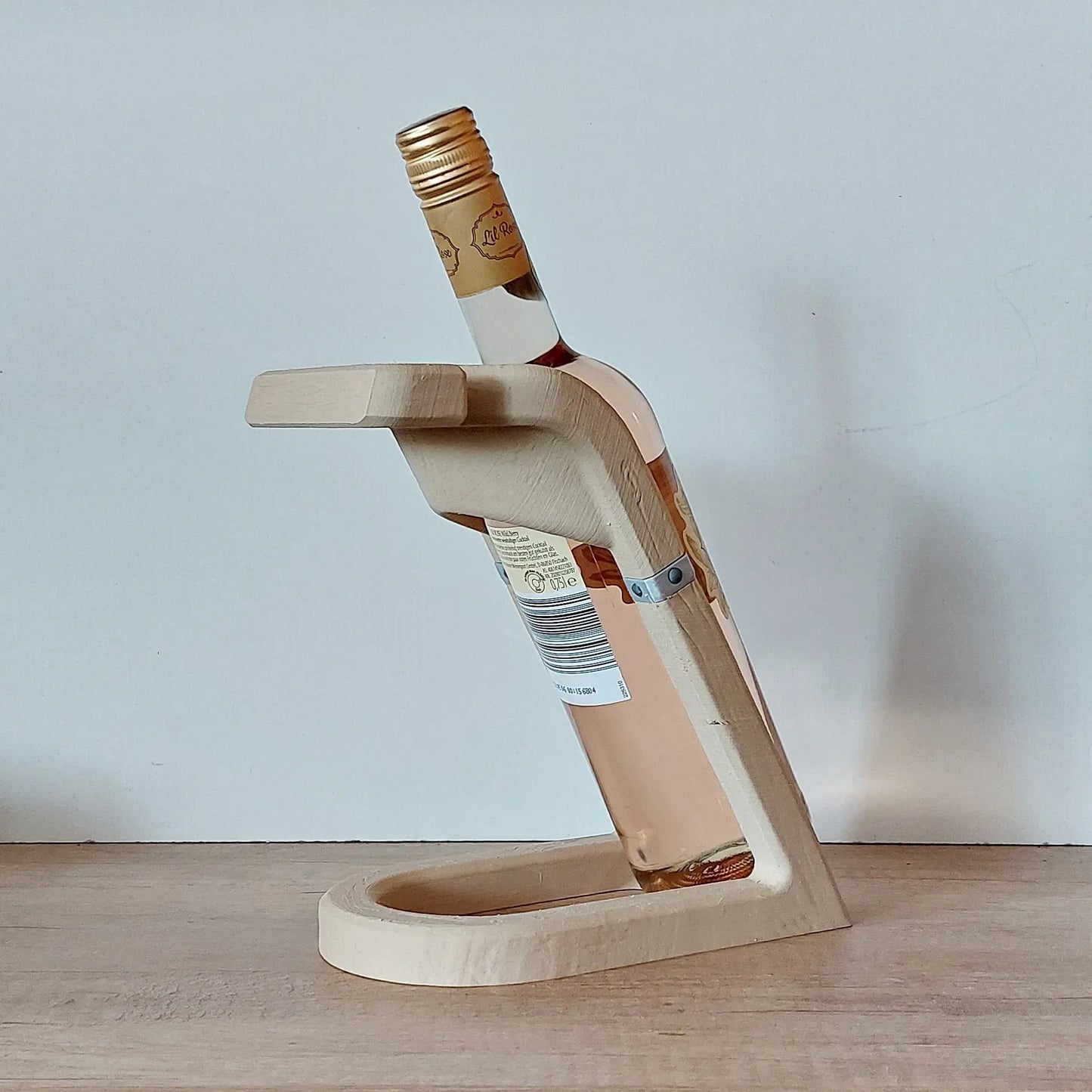 Weinflaschenhalter in Holzoptik aus 3D-Druck | Flaschenhalter mit Glashalter für 2 Weingläser | Geschenk & Deko megahobby