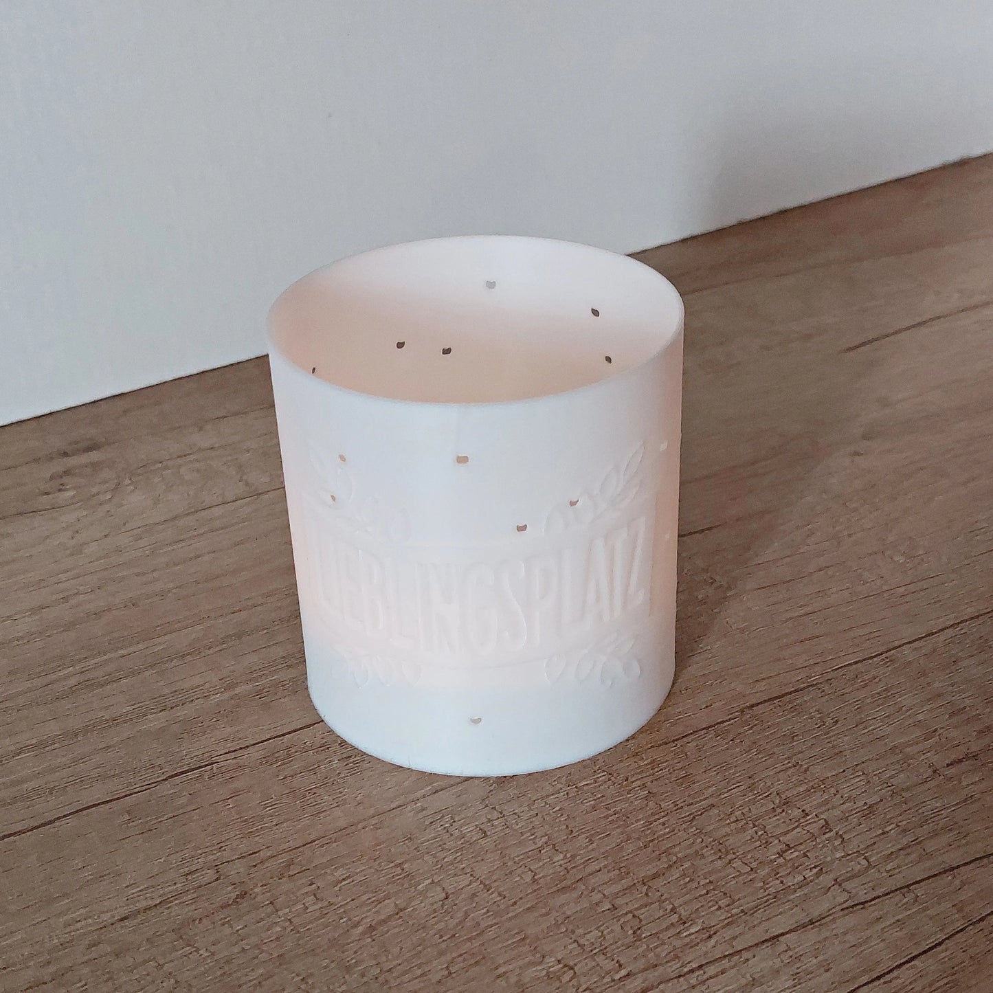 Windlicht „Lieblingsplatz“ aus 3D-Druck | Weiß | Dekoratives Licht für LED-Teelichter | Wohnraumdeko megahobby