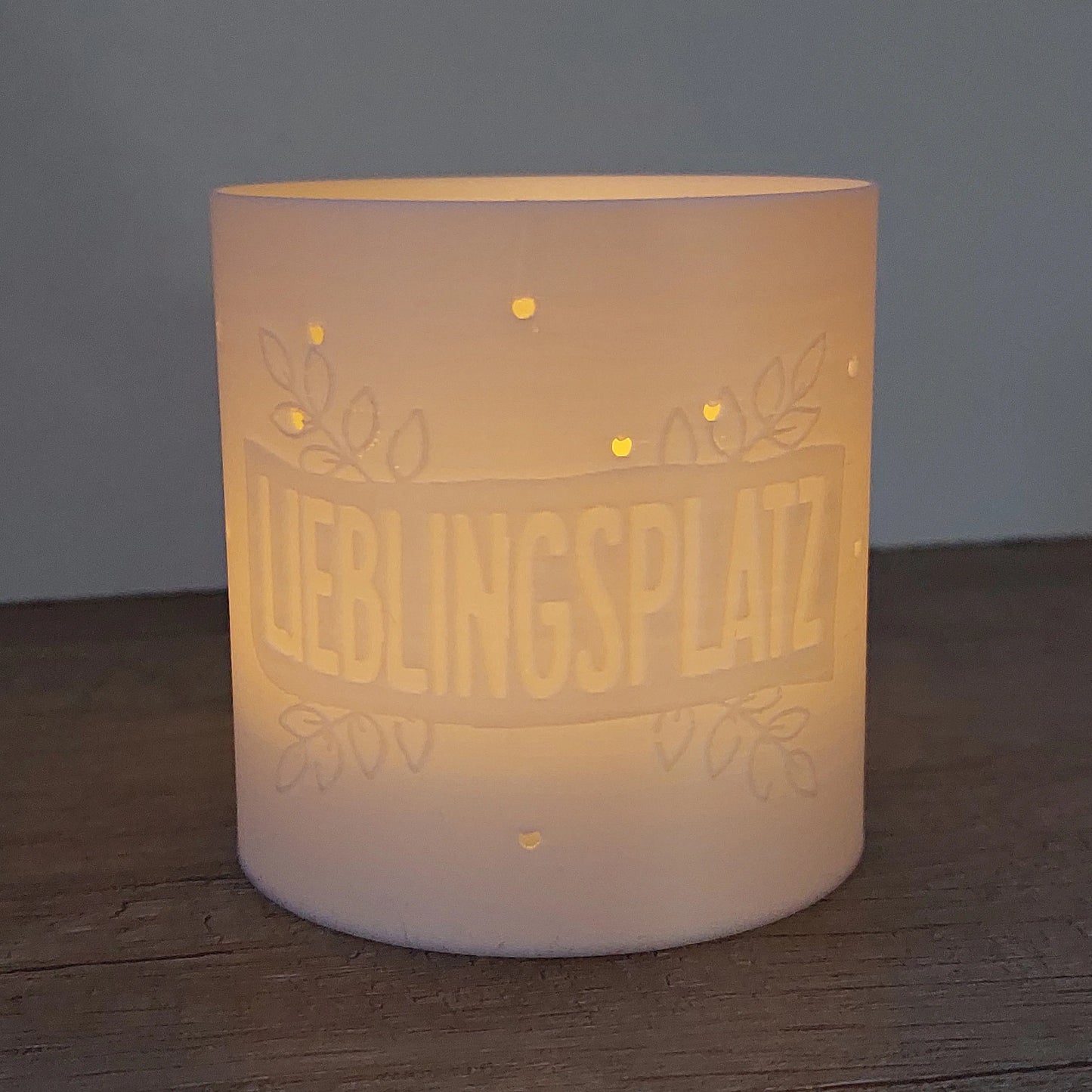 Windlicht „Lieblingsplatz“ aus 3D-Druck | Weiß | Dekoratives Licht für LED-Teelichter | Wohnraumdeko megahobby