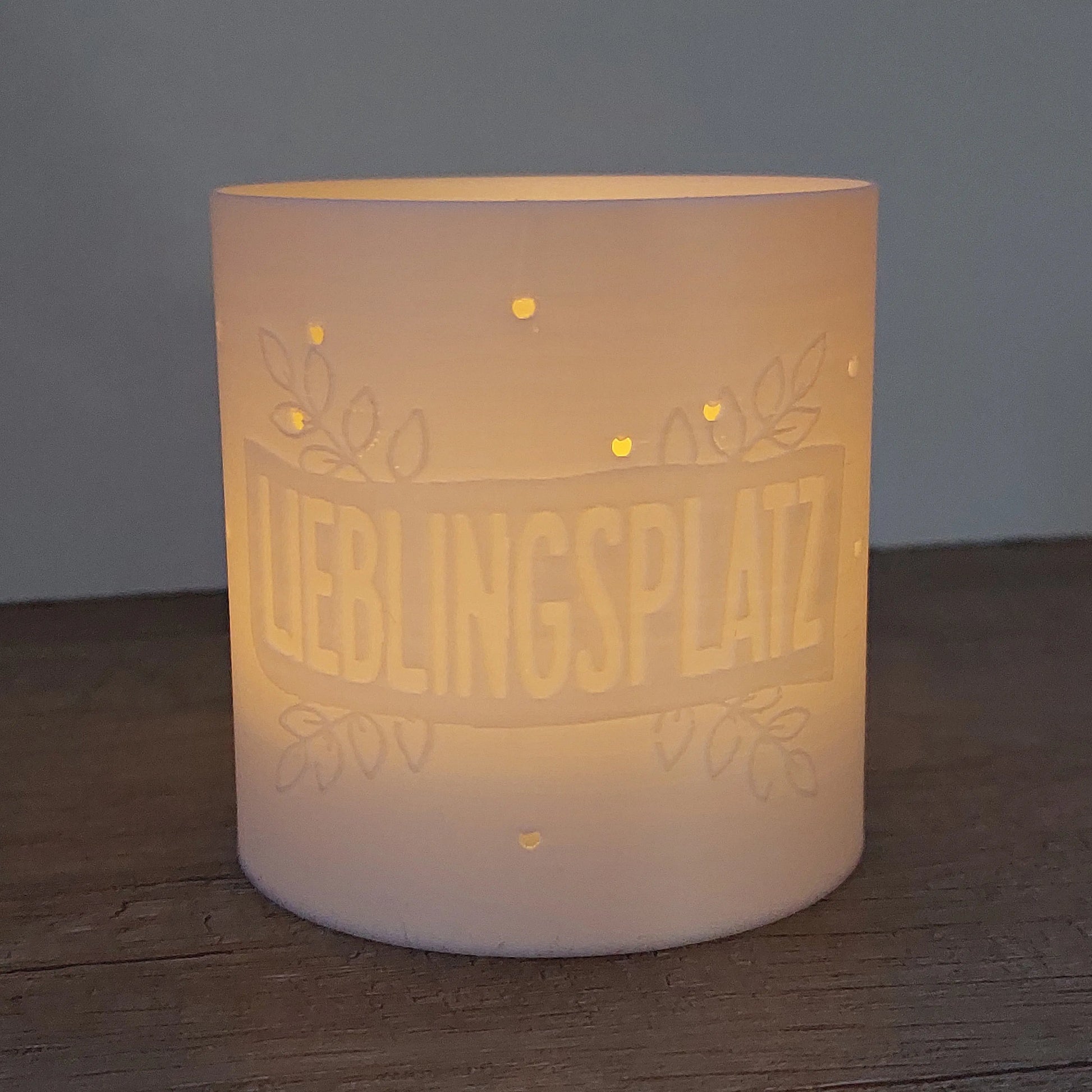 Windlicht „Lieblingsplatz“ aus 3D-Druck | Weiß | Dekoratives Licht für LED-Teelichter | Wohnraumdeko megahobby