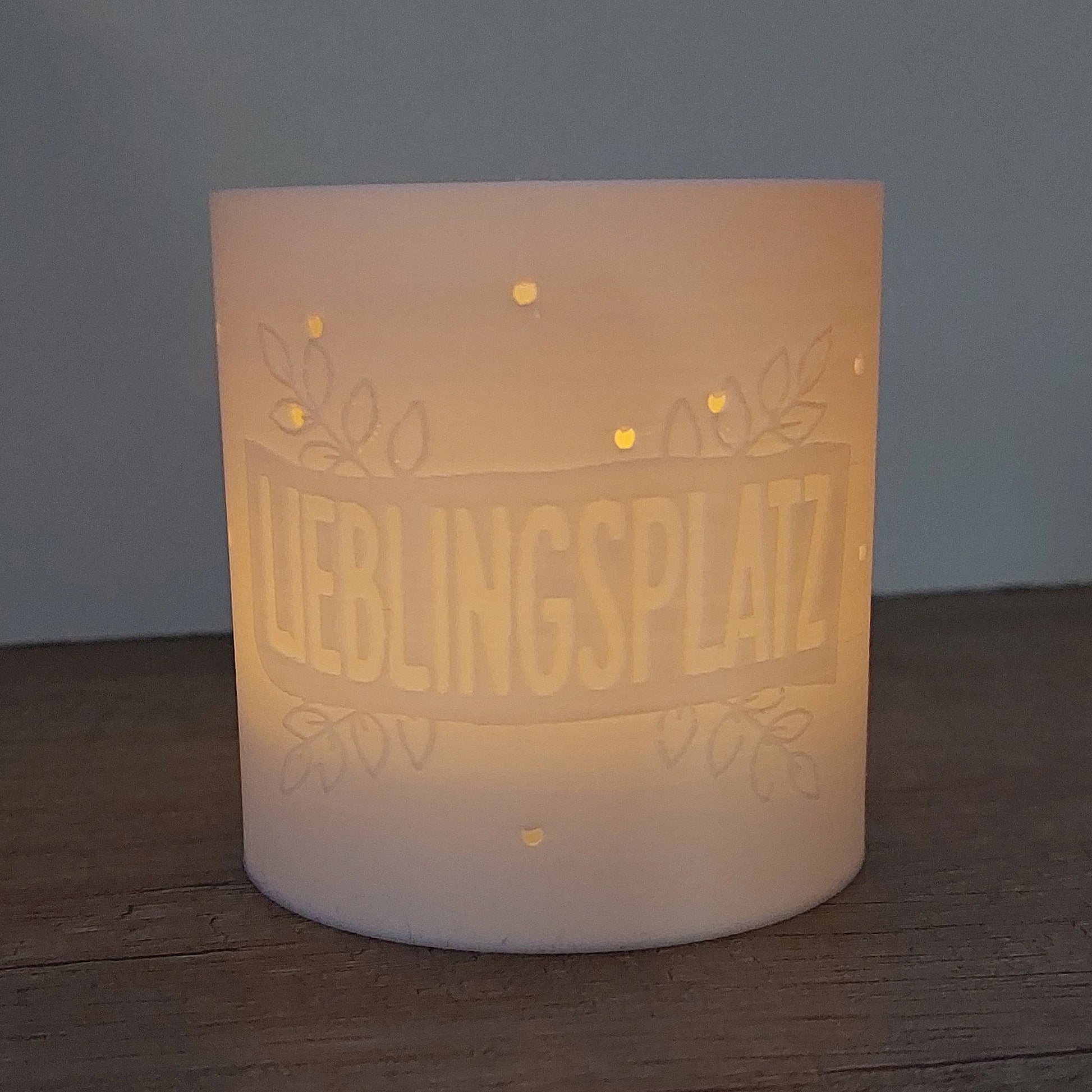 Windlicht „Lieblingsplatz“ aus 3D-Druck | Weiß | Dekoratives Licht für LED-Teelichter | Wohnraumdeko megahobby