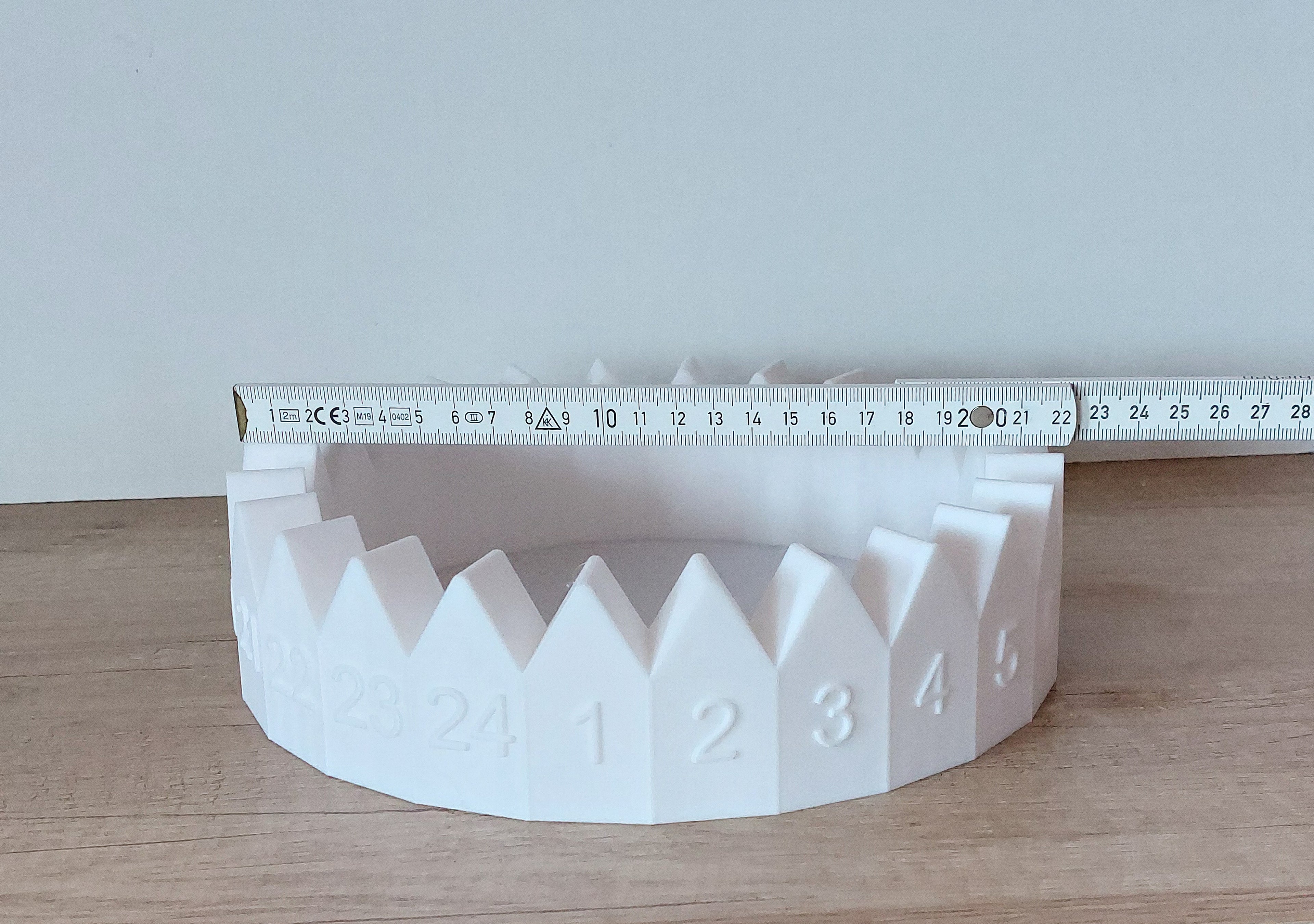 🎄 Adventskalender Häuserkranz – Weiß – 3D-Druck
