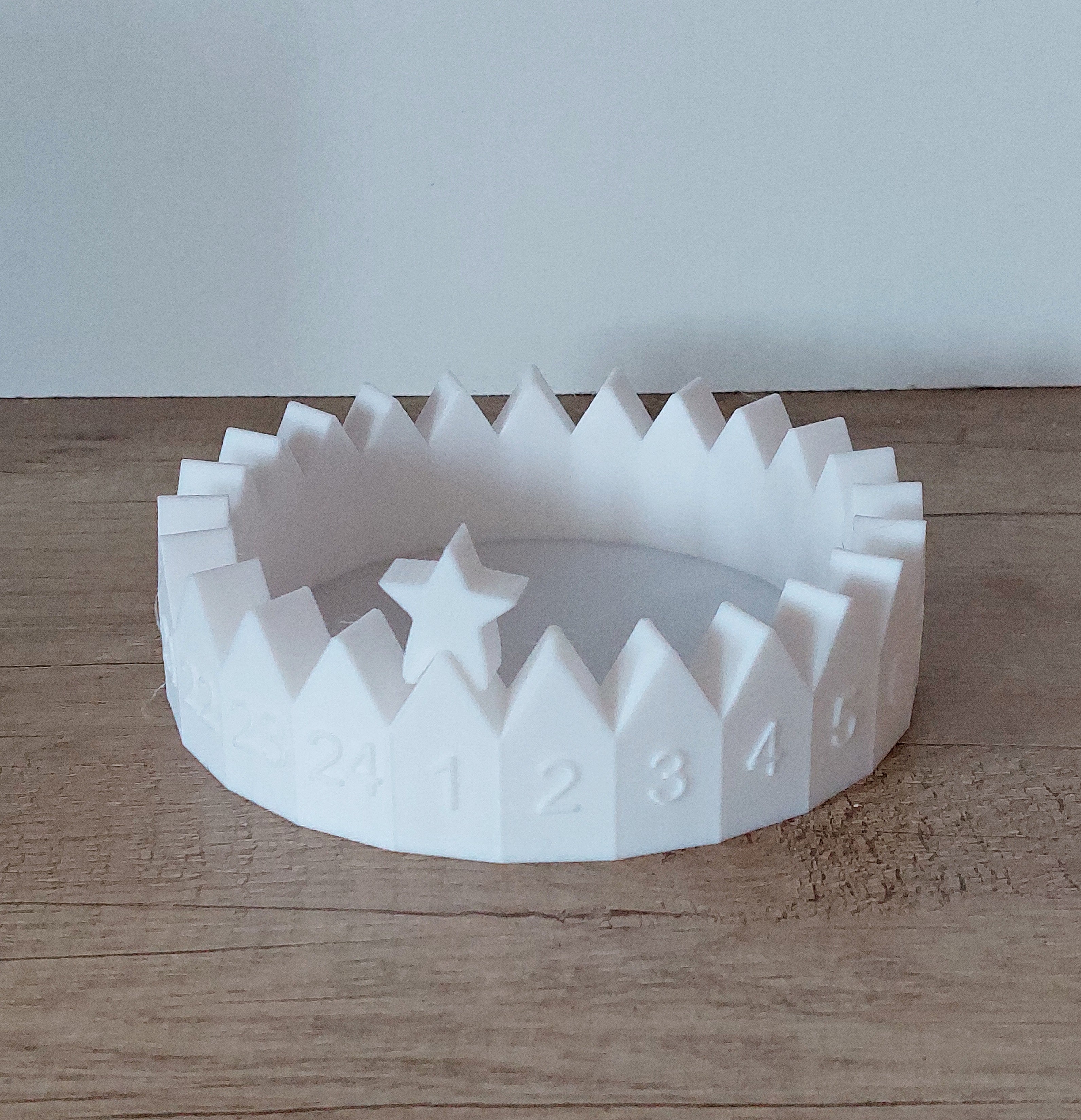 🎄 Adventskalender Häuserkranz – Weiß – 3D-Druck