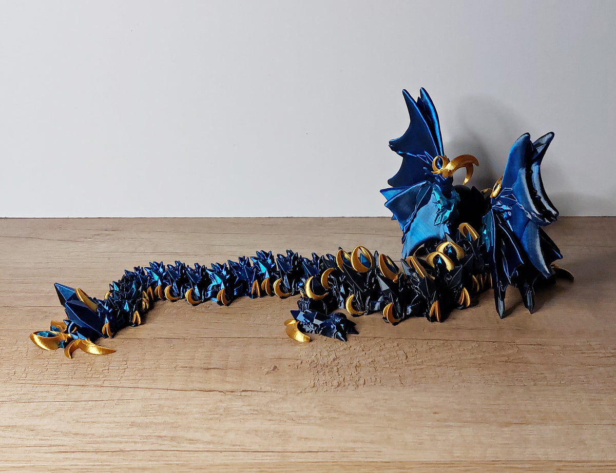 🐉 Nightwing Dragon – Majestätischer Drache in Blau, Schwarz, Türkis & Gold
