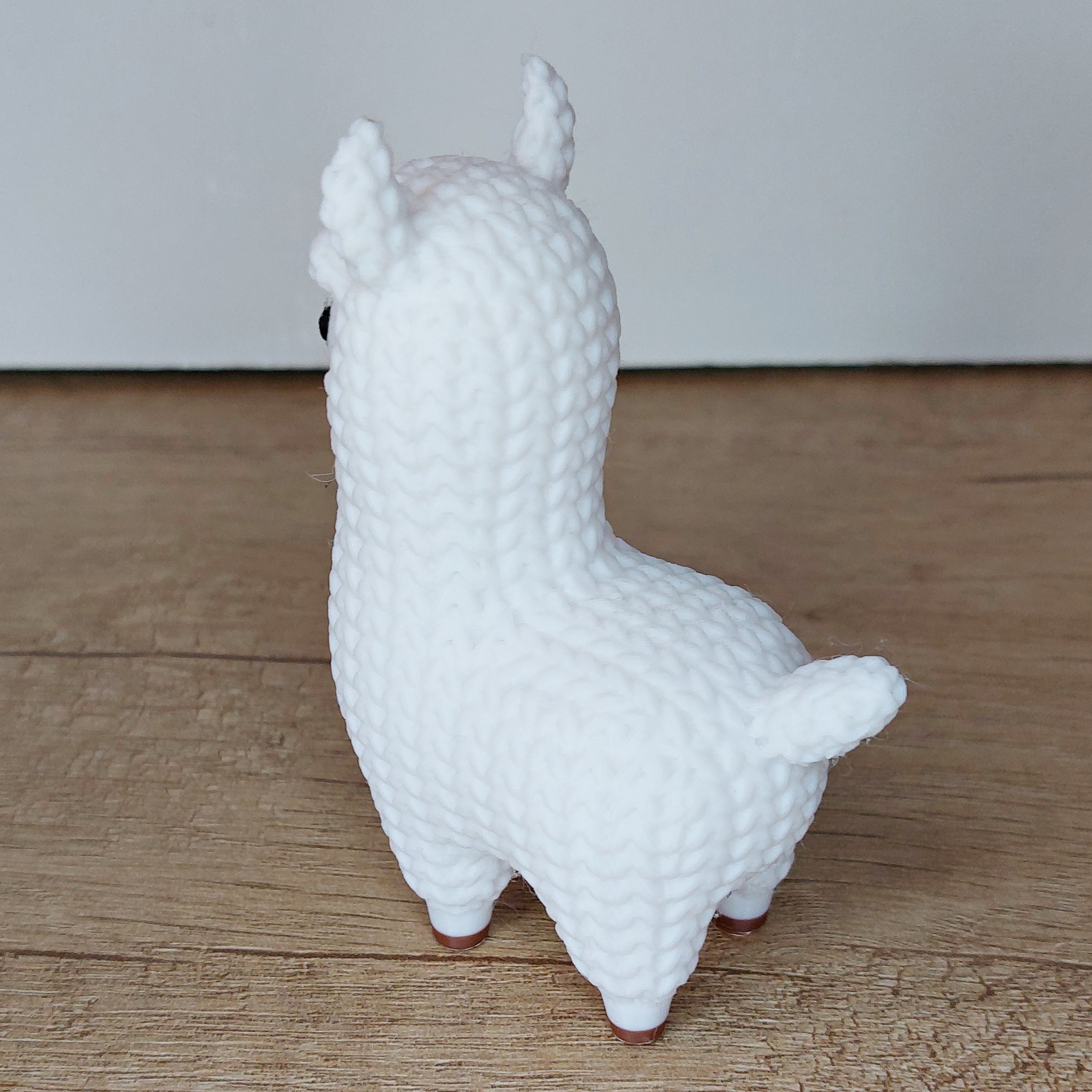 🦙 Lama im Strick-Look aus 3D-Druck – Niedliche Dekofigur mit gemütlicher Strickoptik