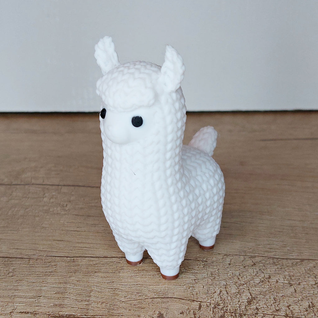 🦙 Lama im Strick-Look aus 3D-Druck – Niedliche Dekofigur mit gemütlicher Strickoptik