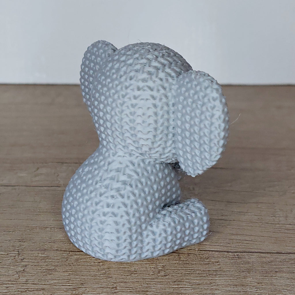 🐘 Elefant im Strick-Look aus 3D-Druck – Niedliche Dekofigur mit liebevollen Details