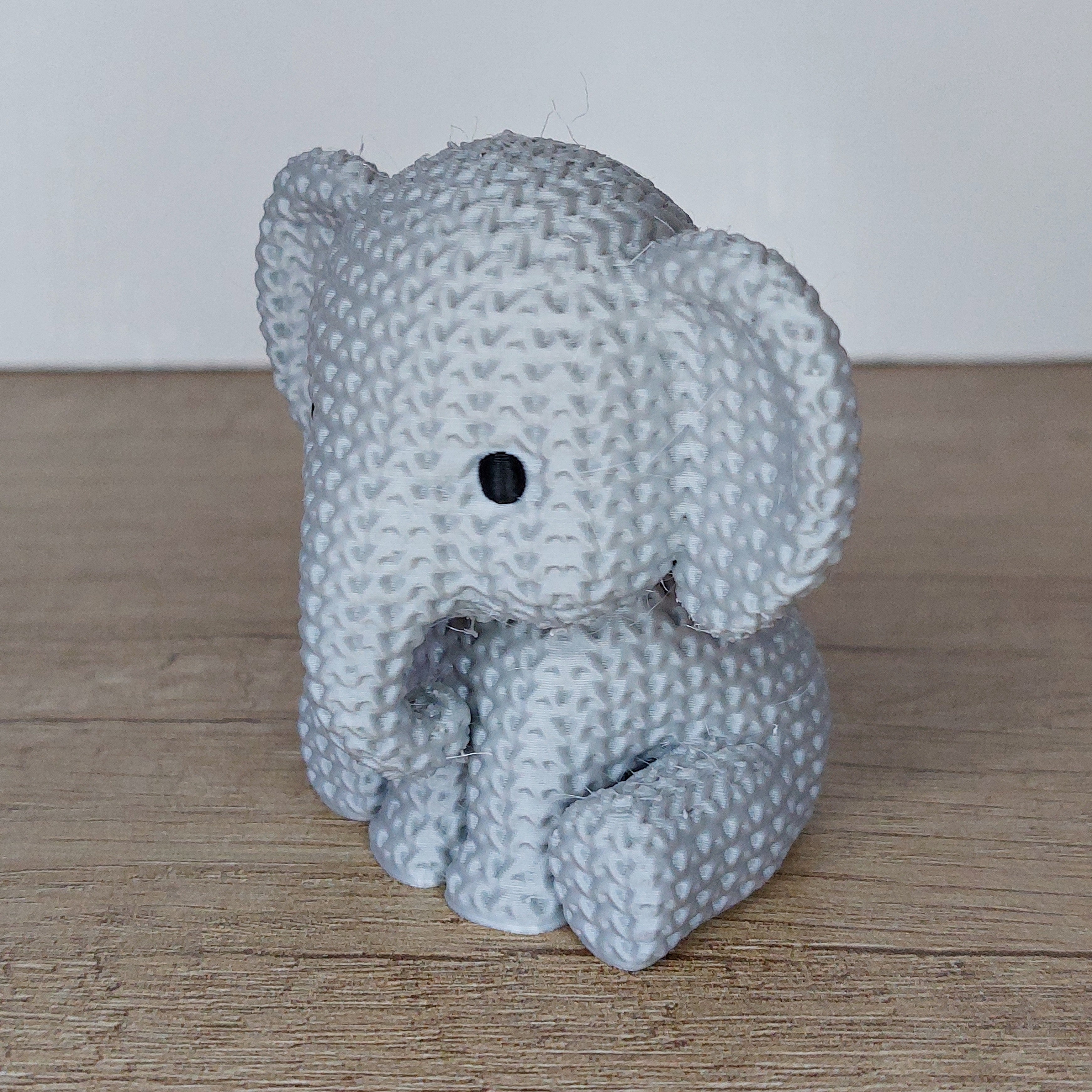 🐘 Elefant im Strick-Look aus 3D-Druck – Niedliche Dekofigur mit liebevollen Details
