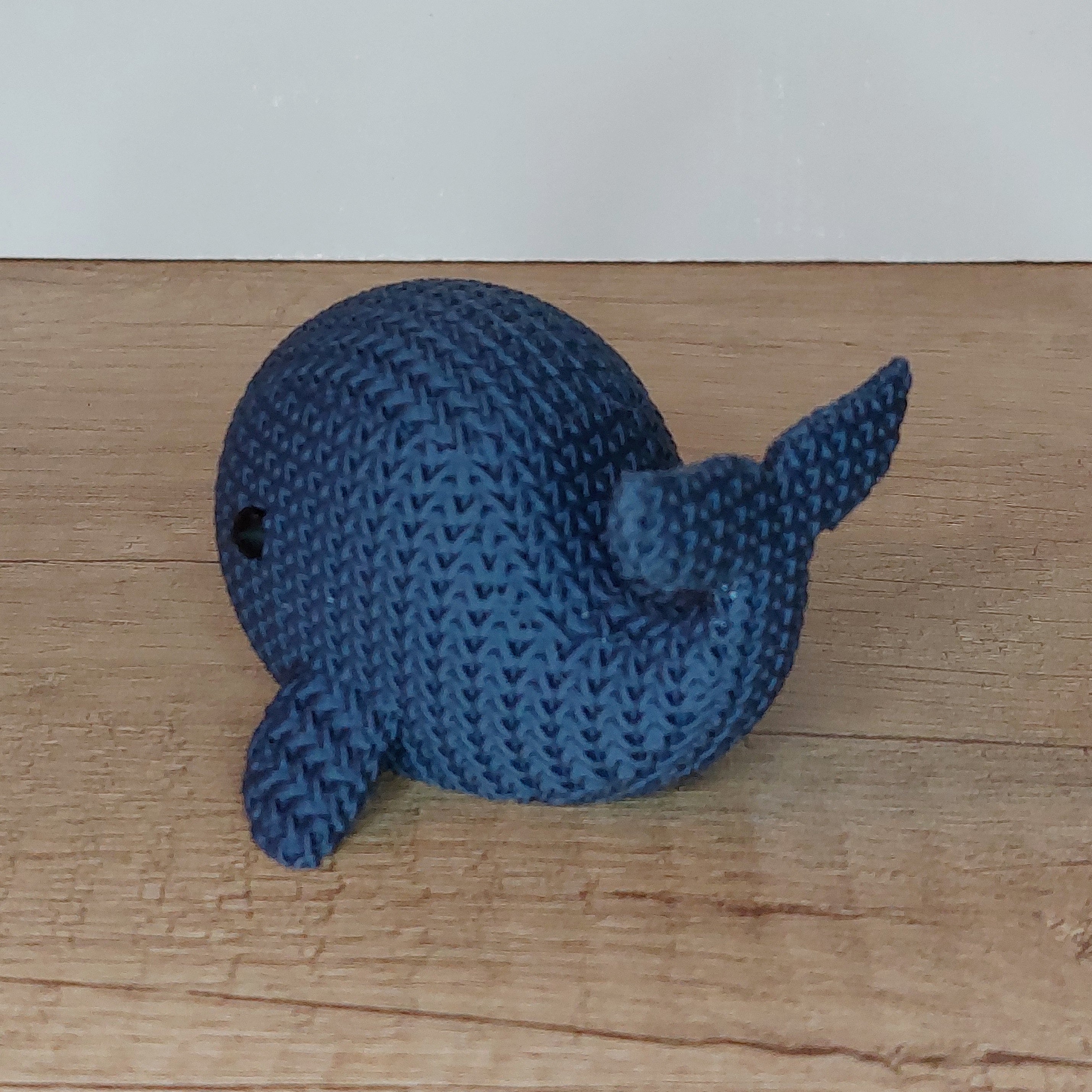 🐋 Wal im Strick-Look aus 3D-Druck – Maritime Dekofigur mit gemütlicher Strickoptik