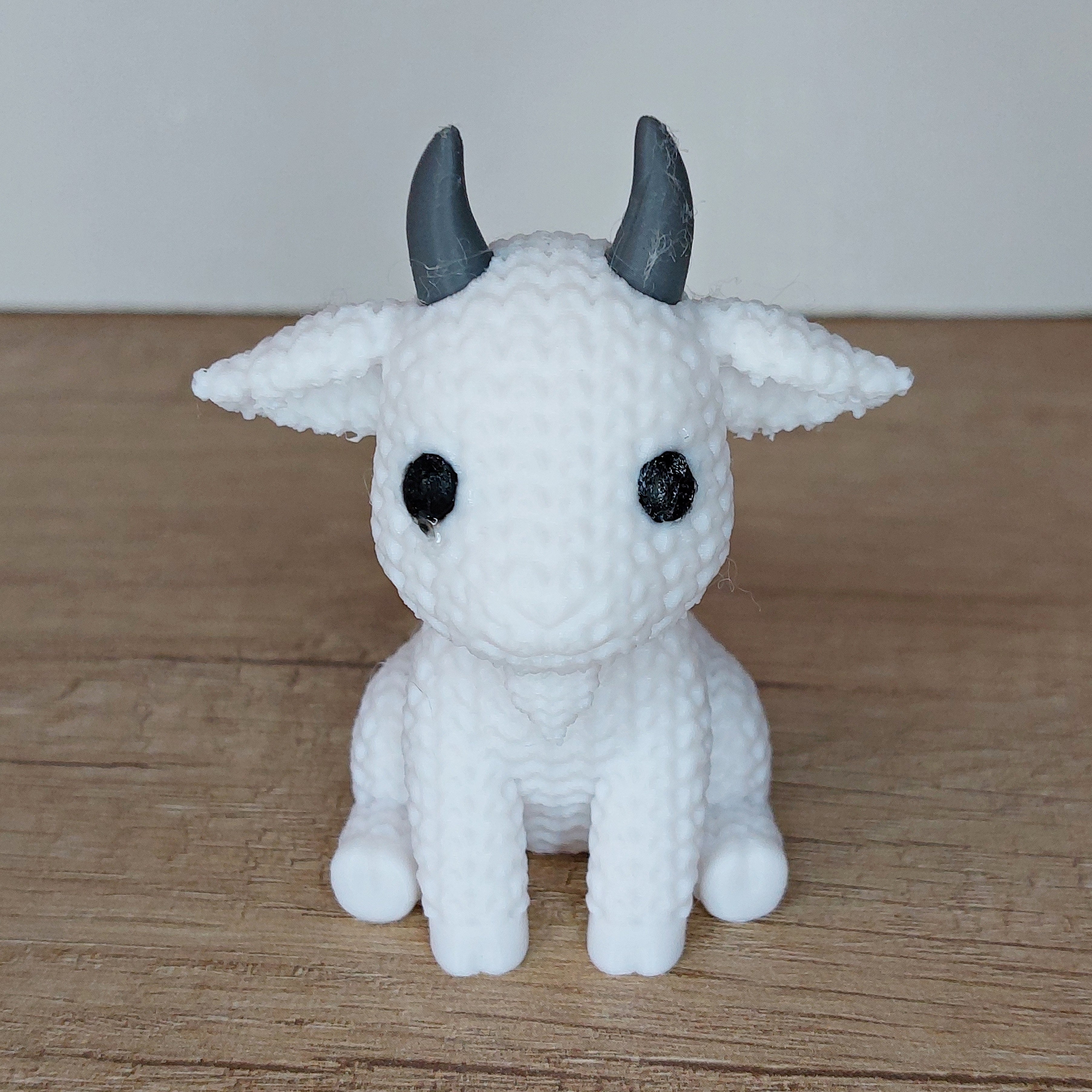 🐐 Ziege im Strick-Look aus 3D-Druck – Niedliche Dekofigur mit gemütlicher Strickoptik