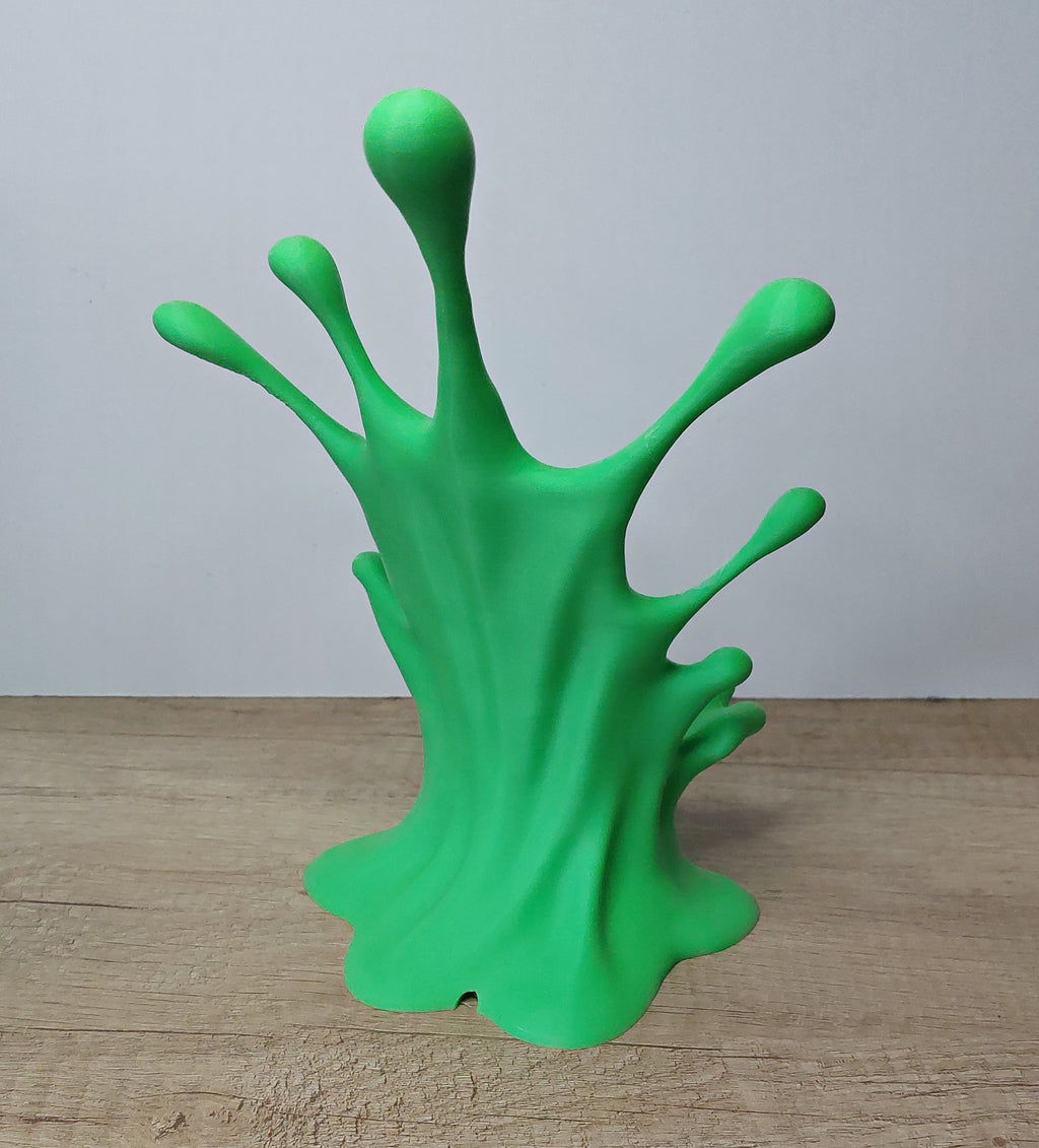 📱 Handyhalter „Splash“ mit Kabeldurchführung – Moderner Smartphone-Ständer aus 3D-Druck