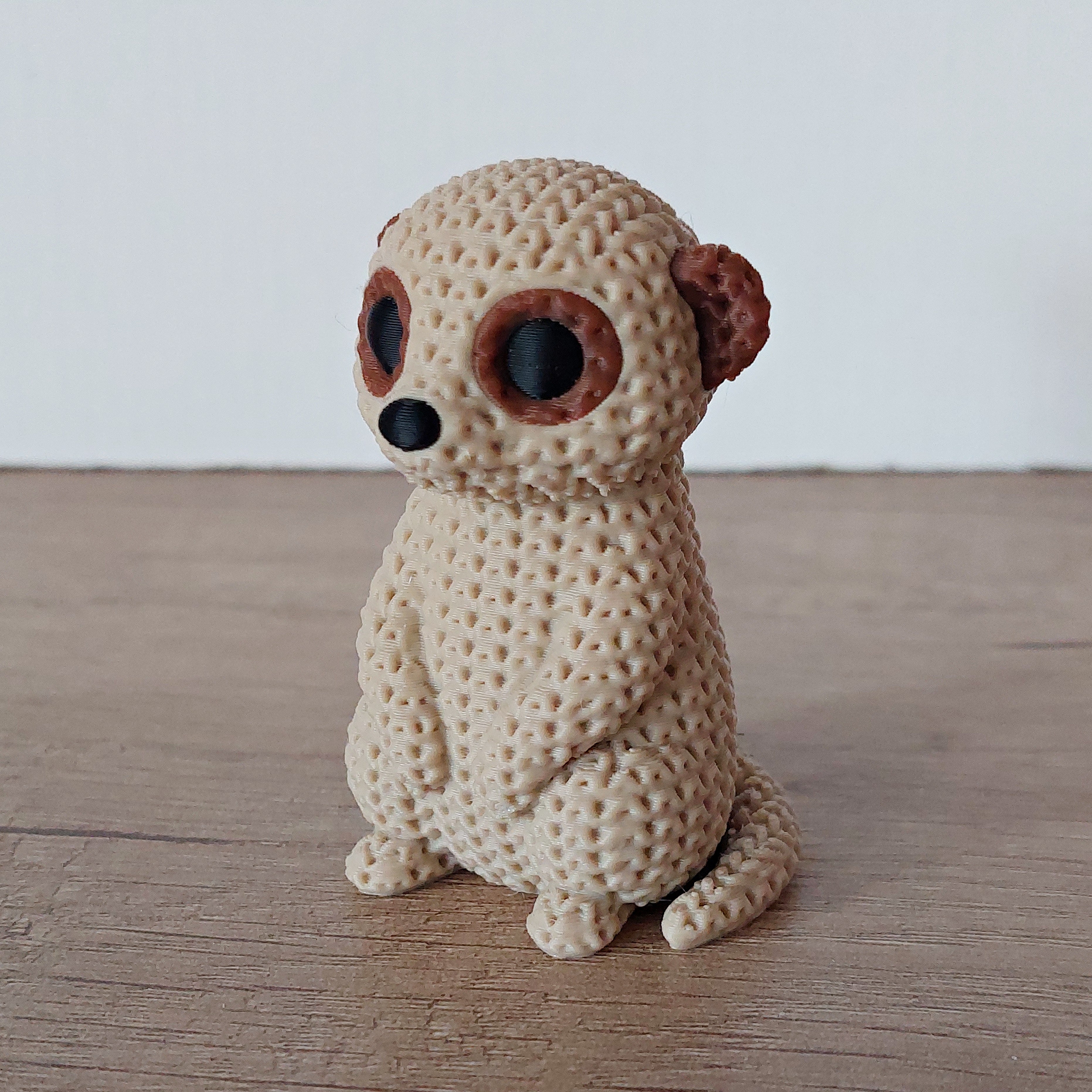 🦫 Erdmännchen im Strick-Look – Niedliche 3D-Druck Dekofigur in Hellbraun