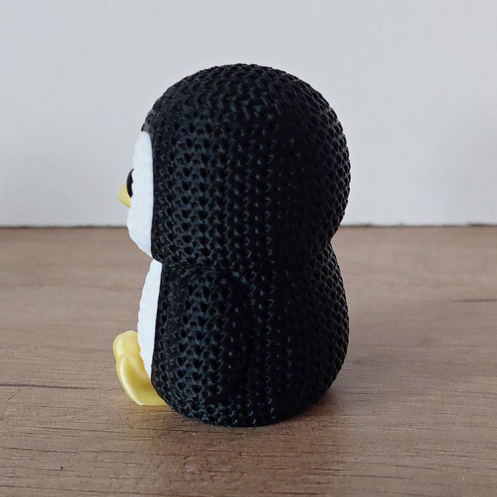🐧 Pinguin im Strick-Look – Niedliche 3D-Druck Dekofigur für Tierliebhaber