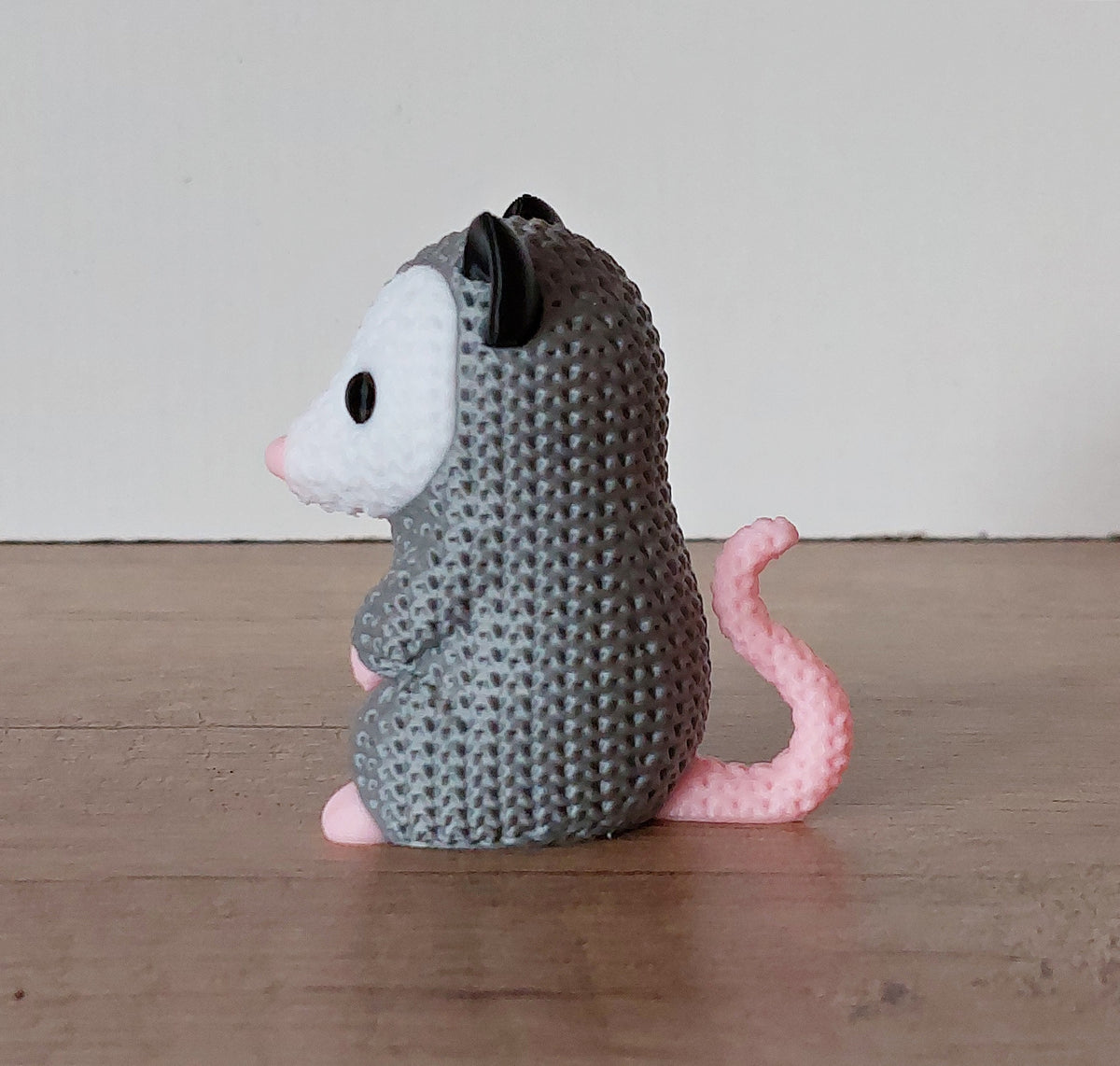 🐾 Opossum im Strick-Look – Niedliche 3D-Druck-Dekoration