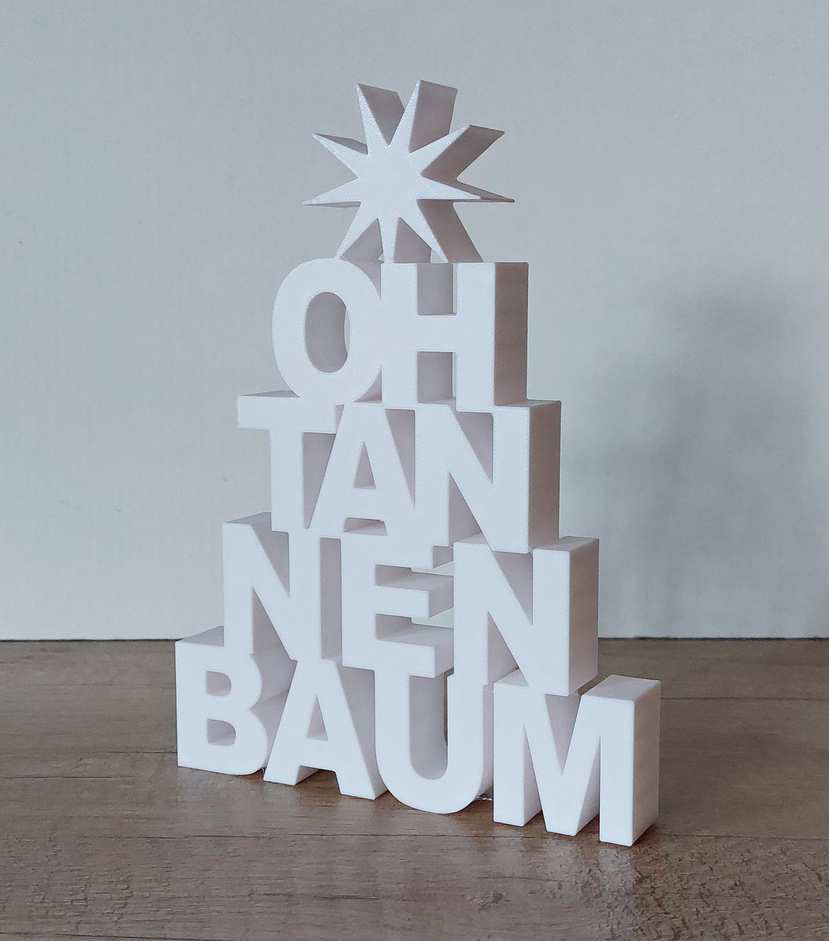 🎄 Moderner Weihnachts-Schriftzug „Oh Tannenbaum“ – stilvolle Weihnachtsdeko aus 3D-Druck