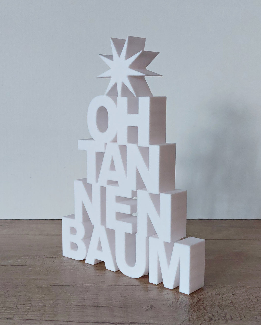 🎄 Moderner Weihnachts-Schriftzug „Oh Tannenbaum“ – stilvolle Weihnachtsdeko aus 3D-Druck