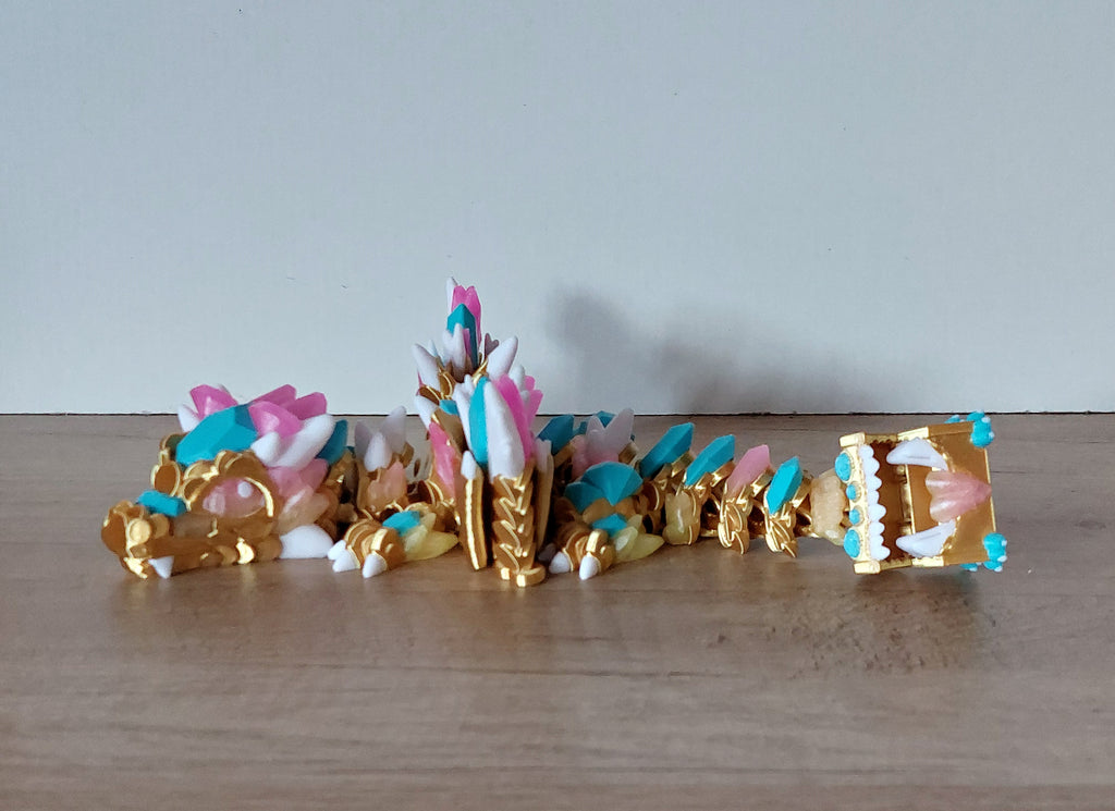 🐉 Baby Schatztruhen-Drache – 3D-Druck in Gold, Türkis & Transparent