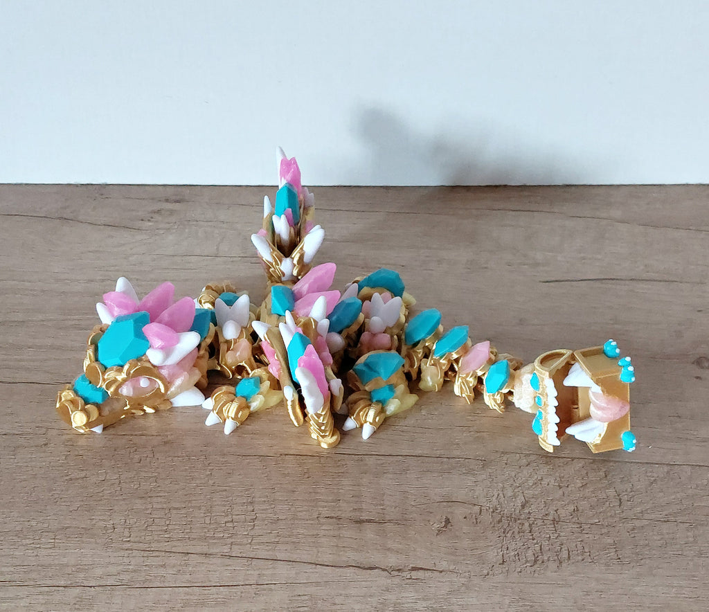 🐉 Baby Schatztruhen-Drache – 3D-Druck in Gold, Türkis & Transparent