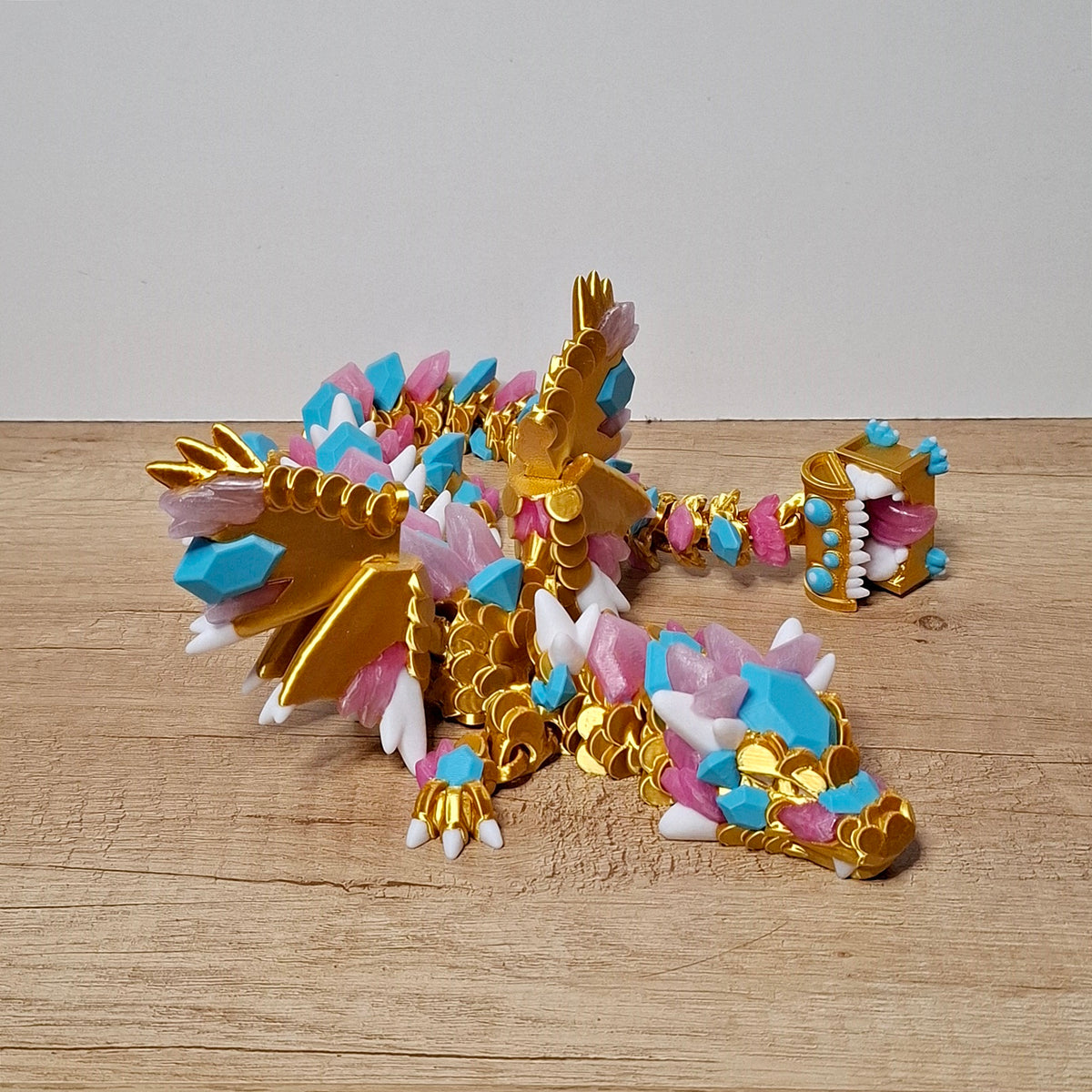 🐉 Geflügelter Schatz-Drache – 3D-Druck in Gold, Türkis & Transparent
