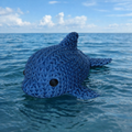 🐬 Delphin im Strick-Look aus 3D-Druck – Maritime Dekofigur mit einzigartiger Strickoptik
