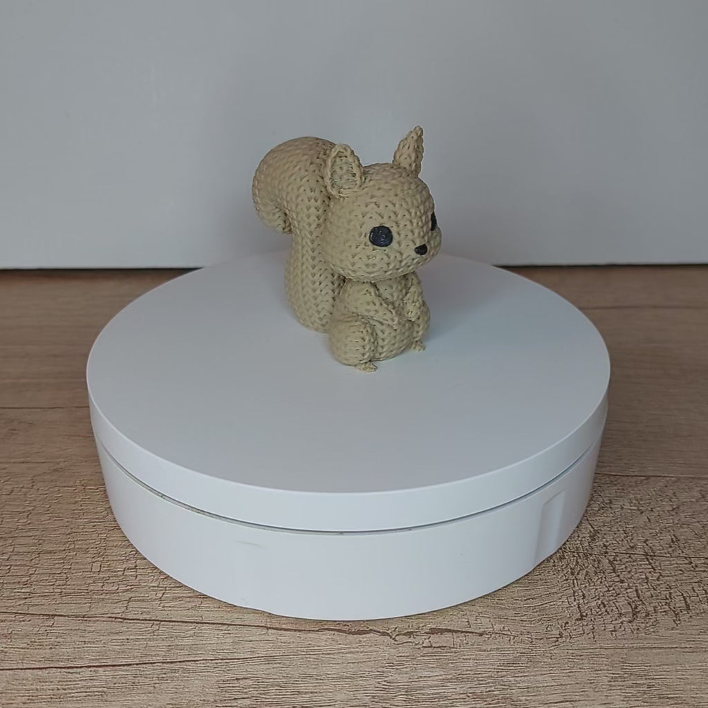 🐿️ Eichhörnchen im Strick-Look aus 3D-Druck – Niedliche Dekofigur mit gemütlicher Strickoptik