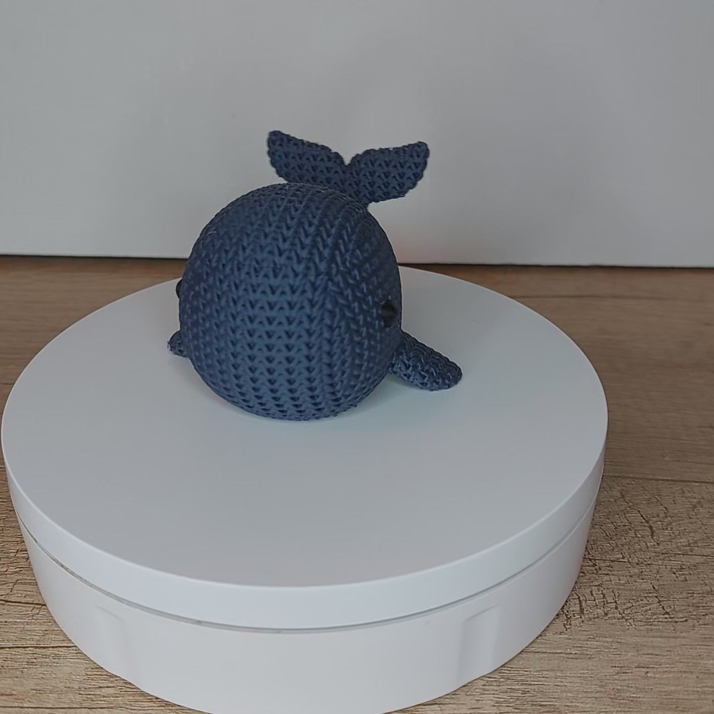 🐋 Wal im Strick-Look aus 3D-Druck – Maritime Dekofigur mit gemütlicher Strickoptik
